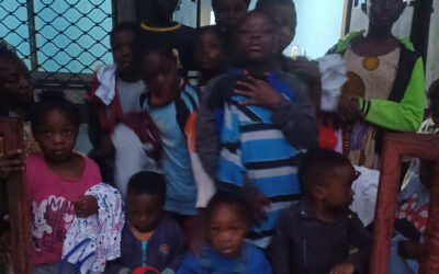 Distribution of clothes to internally displaced children